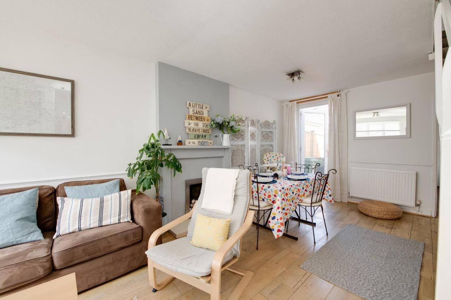 Tranquility Nook Villa Portsmouth Bagian luar foto