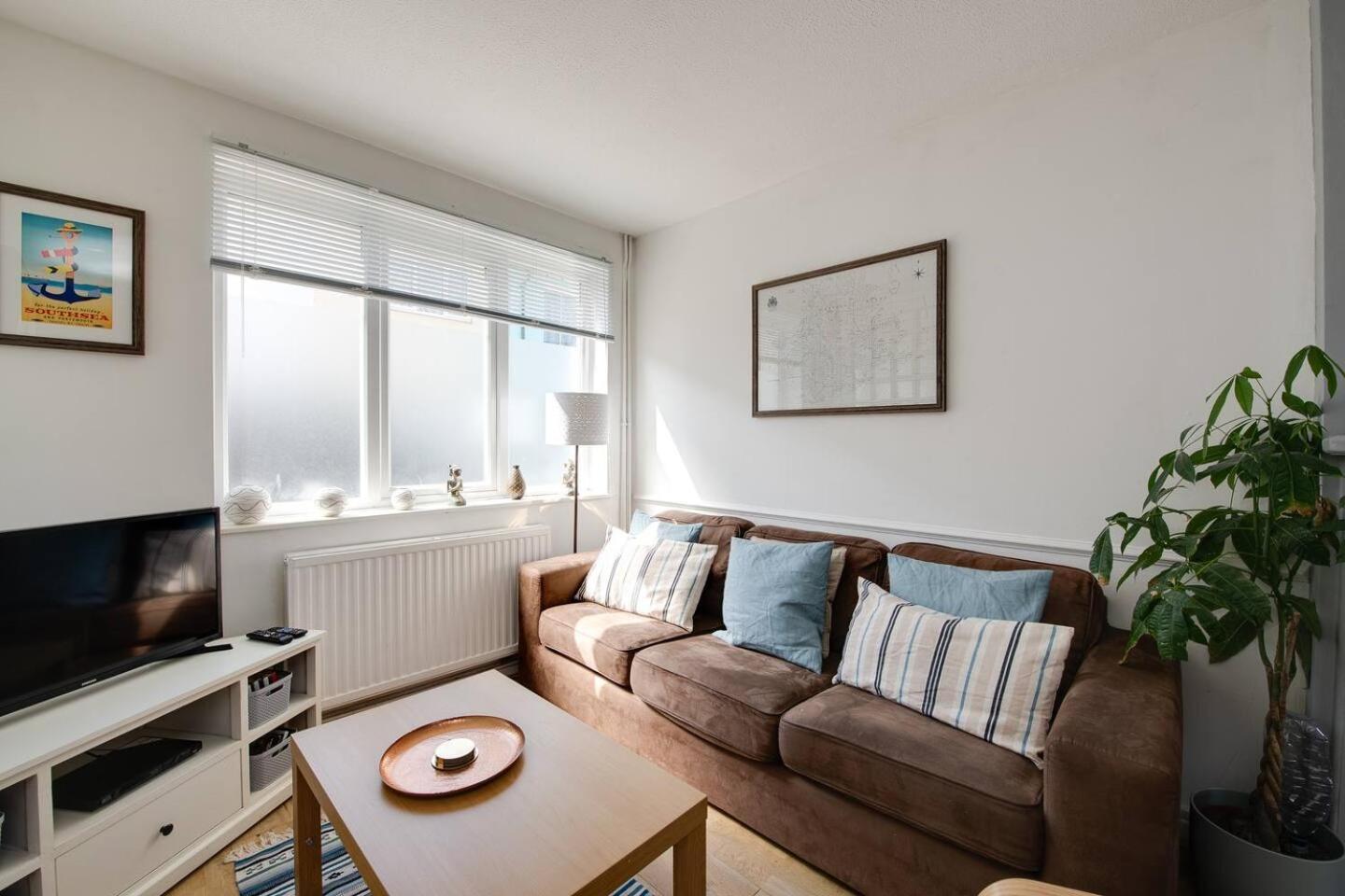 Tranquility Nook Villa Portsmouth Bagian luar foto